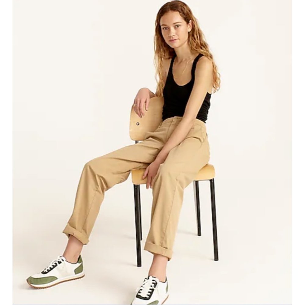 J Crew $90 Women's Beige Slouchy Boyfriend Chino Pants Size 37 AV253